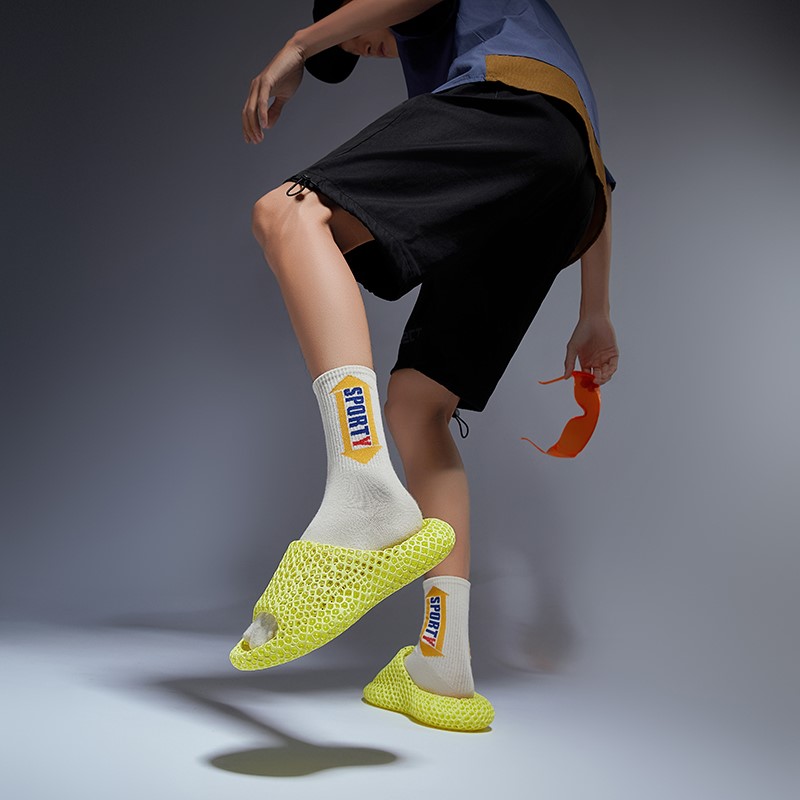 Sepatu Sneakers Cetak 3D Konst - 3D Printing Outsole ulasan dan harga